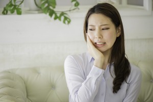 知覚過敏　矯正　関係