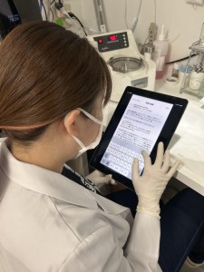 渋谷矯正歯科　院内技工士