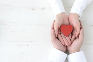 婚活中の歯列矯正のメリットのイメージ